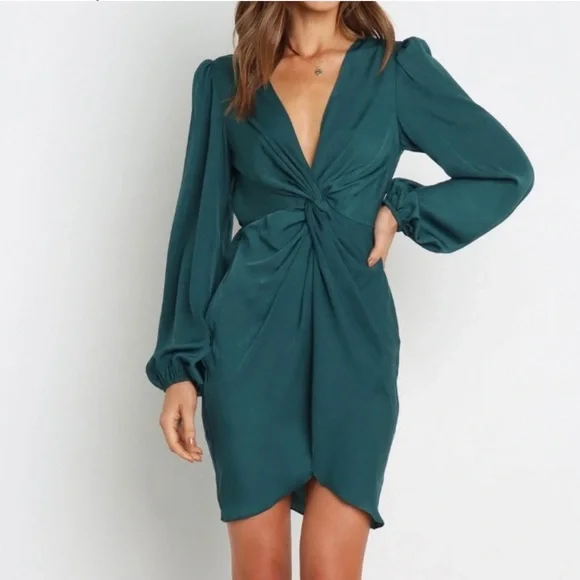 Petal and Pup Kataleya Long-Sleeved V-Neck Emerald Green Dress NWT US 4 - Picture 2 of 9